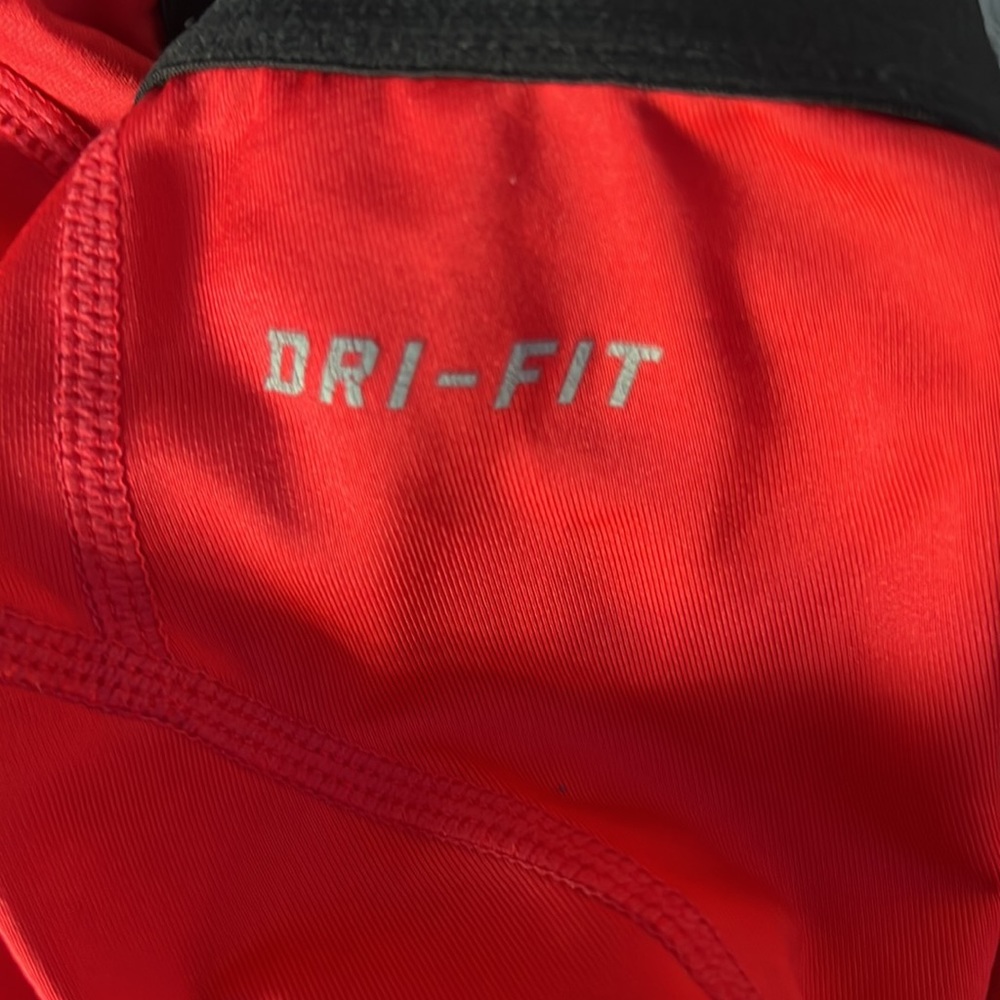 red nike pros - Picture 3 of 3
